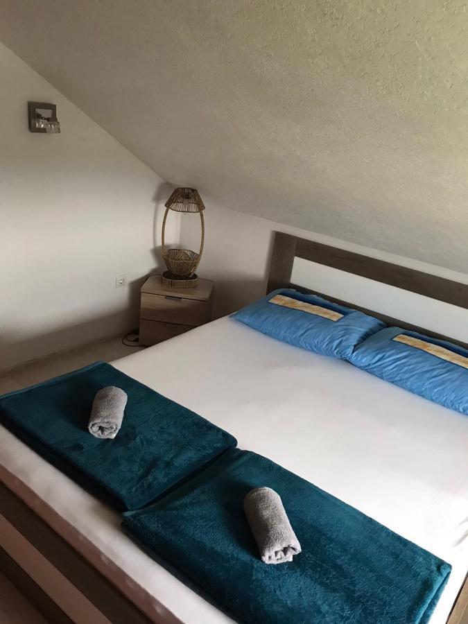 Apartmani Dino Благай Екстериор снимка