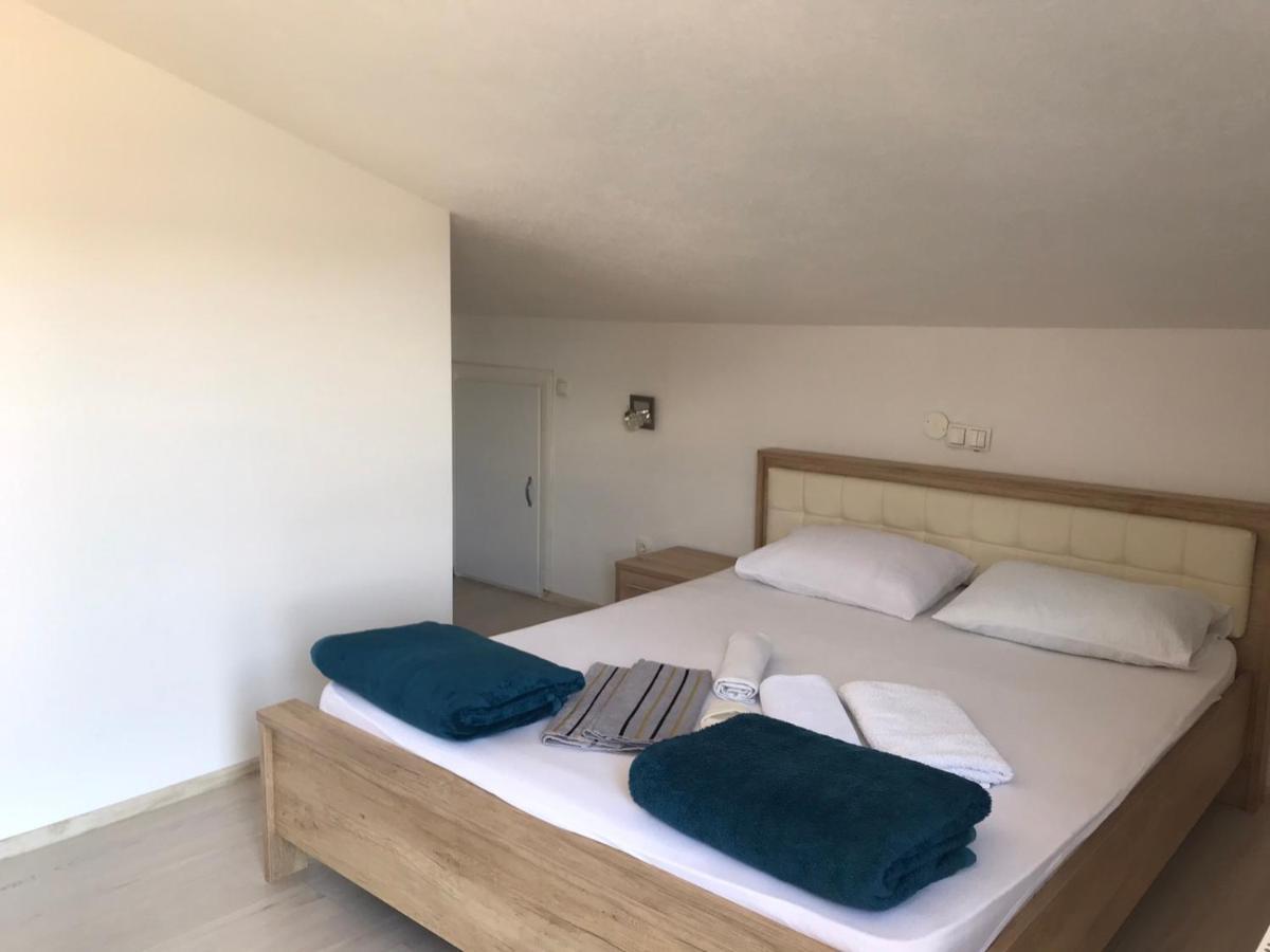Apartmani Dino Благай Екстериор снимка