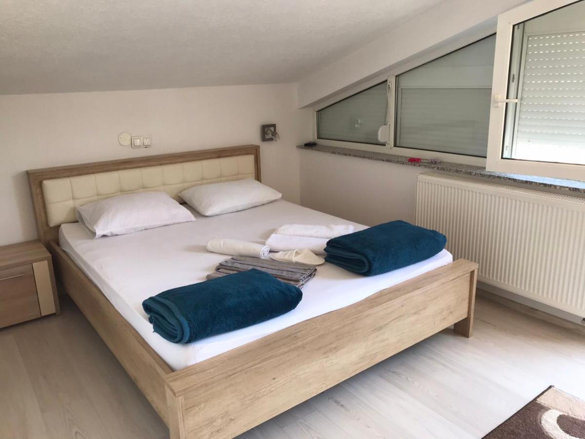 Apartmani Dino Благай Екстериор снимка