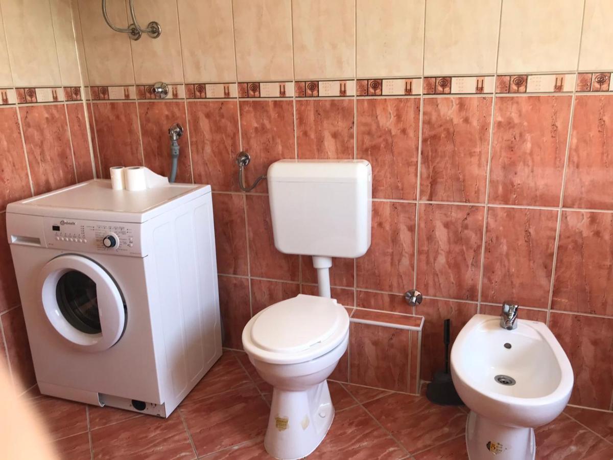 Apartmani Dino Благай Екстериор снимка
