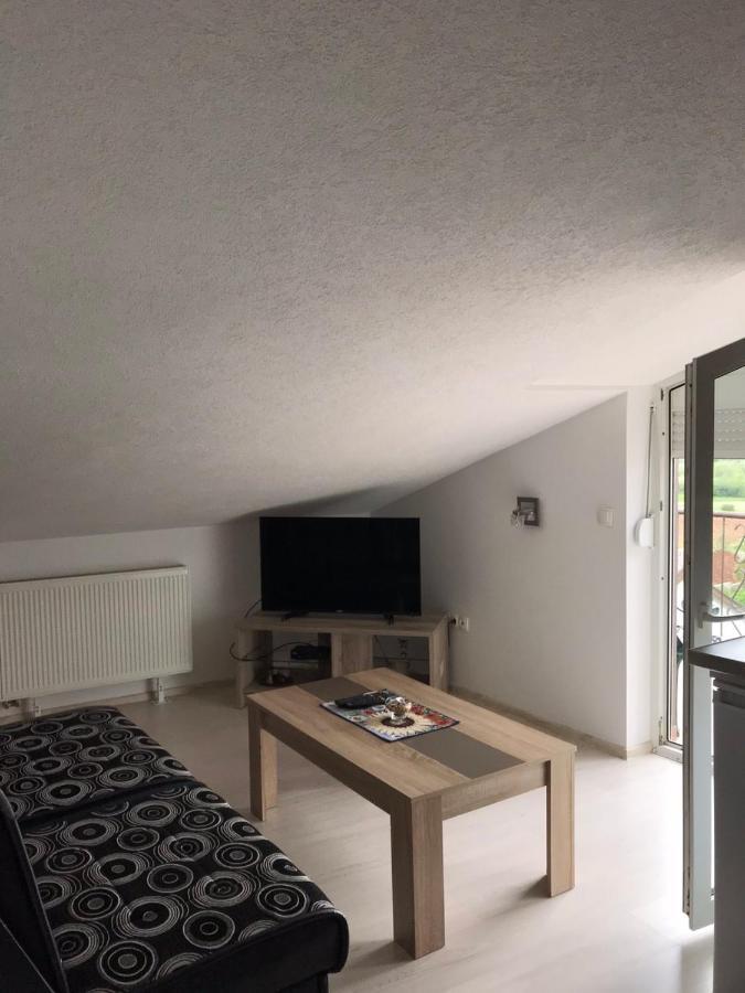 Apartmani Dino Благай Екстериор снимка