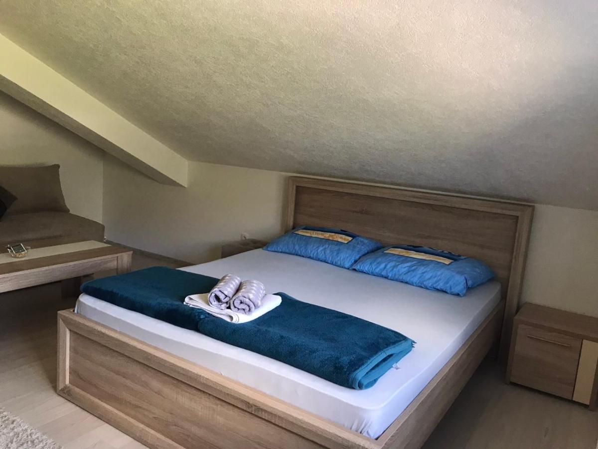 Apartmani Dino Благай Екстериор снимка