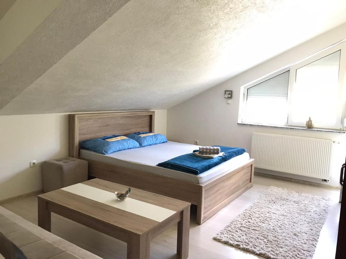 Apartmani Dino Благай Екстериор снимка
